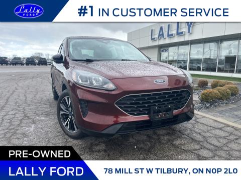 2021 Ford Escape SE, One Owner, Local Trade!!